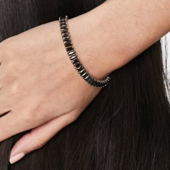 Black Tennis Bracelet Waterproof Gold Clasp Beautiful Black Everyday Jewelry - Picture 3 of 9